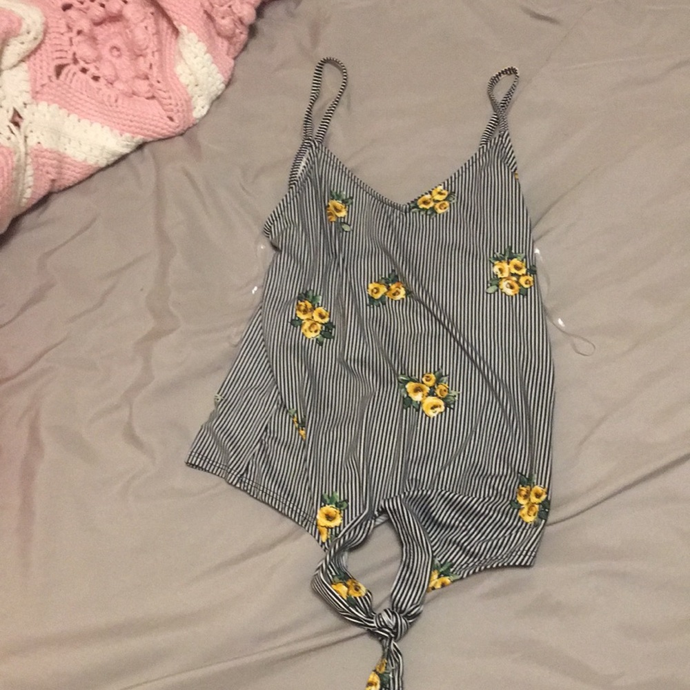 Crop top